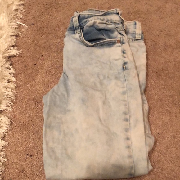 Light blue, faded jeans - Picture 2 of 3